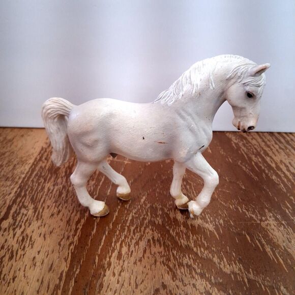 Schleich Stallion White Lipizzaner 2004 & Andalusian Stallion 2005 Retired - Picture 3 of 14